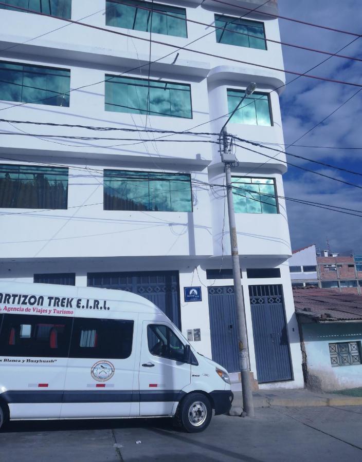 Artesonraju Hostel Huaraz Exterior foto